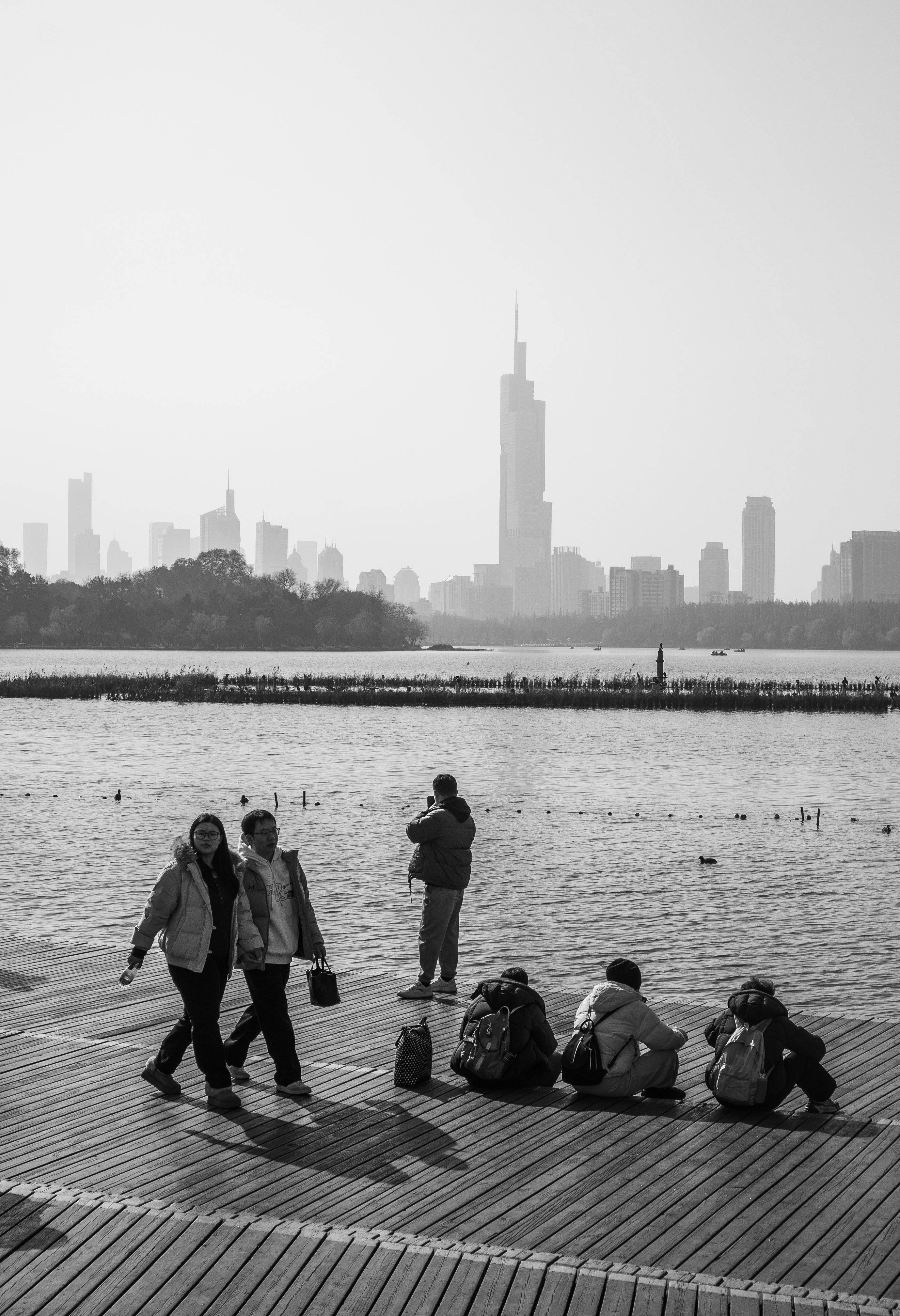 j9官网登录入口78岁郑少秋近照曝光：假